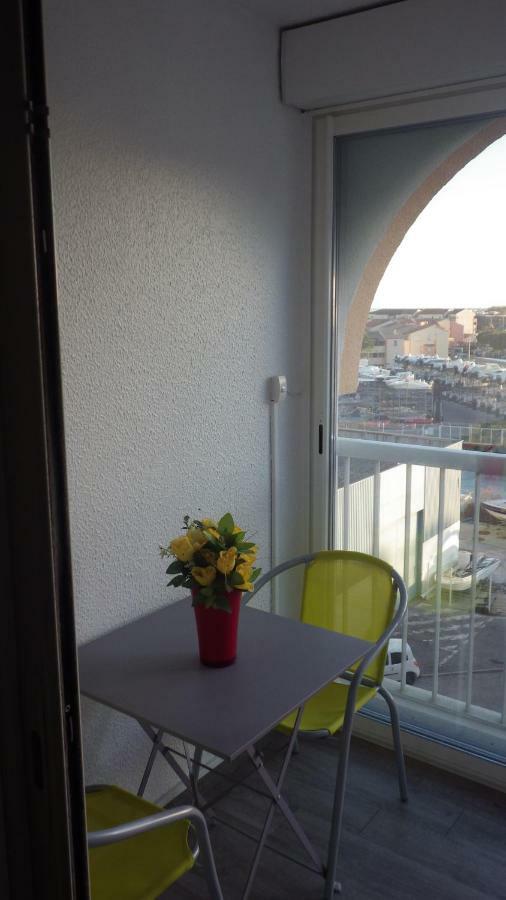 Jolis Studios Vue Sur Mer Port, Etangs Et Canaux Residence Rivercity 카르농 플라주 외부 사진
