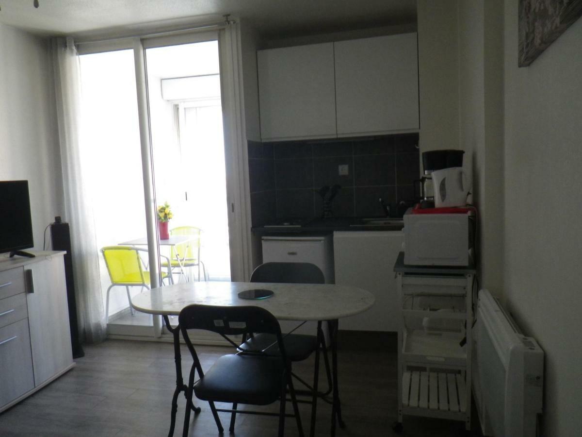 Jolis Studios Vue Sur Mer Port, Etangs Et Canaux Residence Rivercity 카르농 플라주 외부 사진