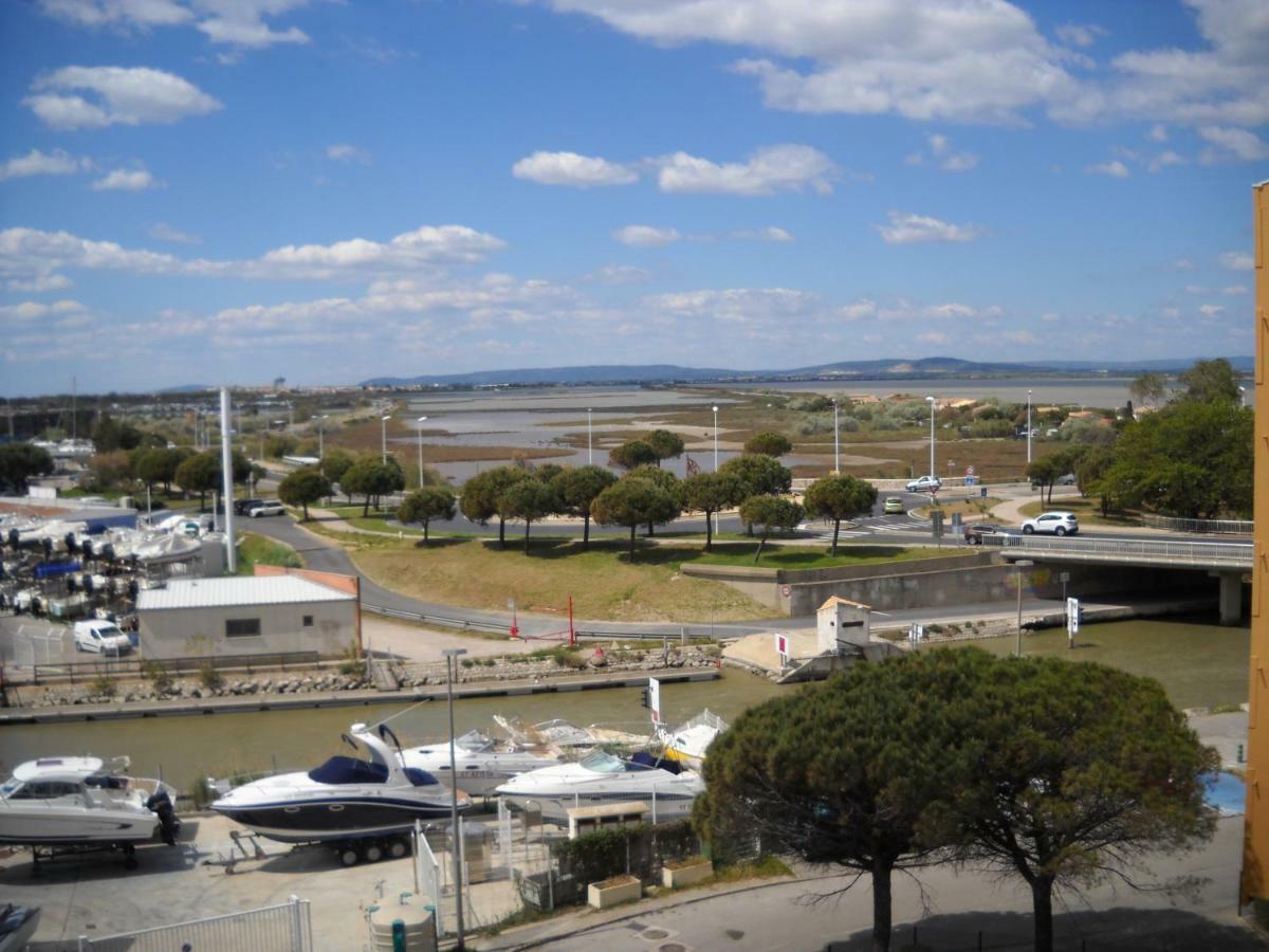 Jolis Studios Vue Sur Mer Port, Etangs Et Canaux Residence Rivercity 카르농 플라주 외부 사진